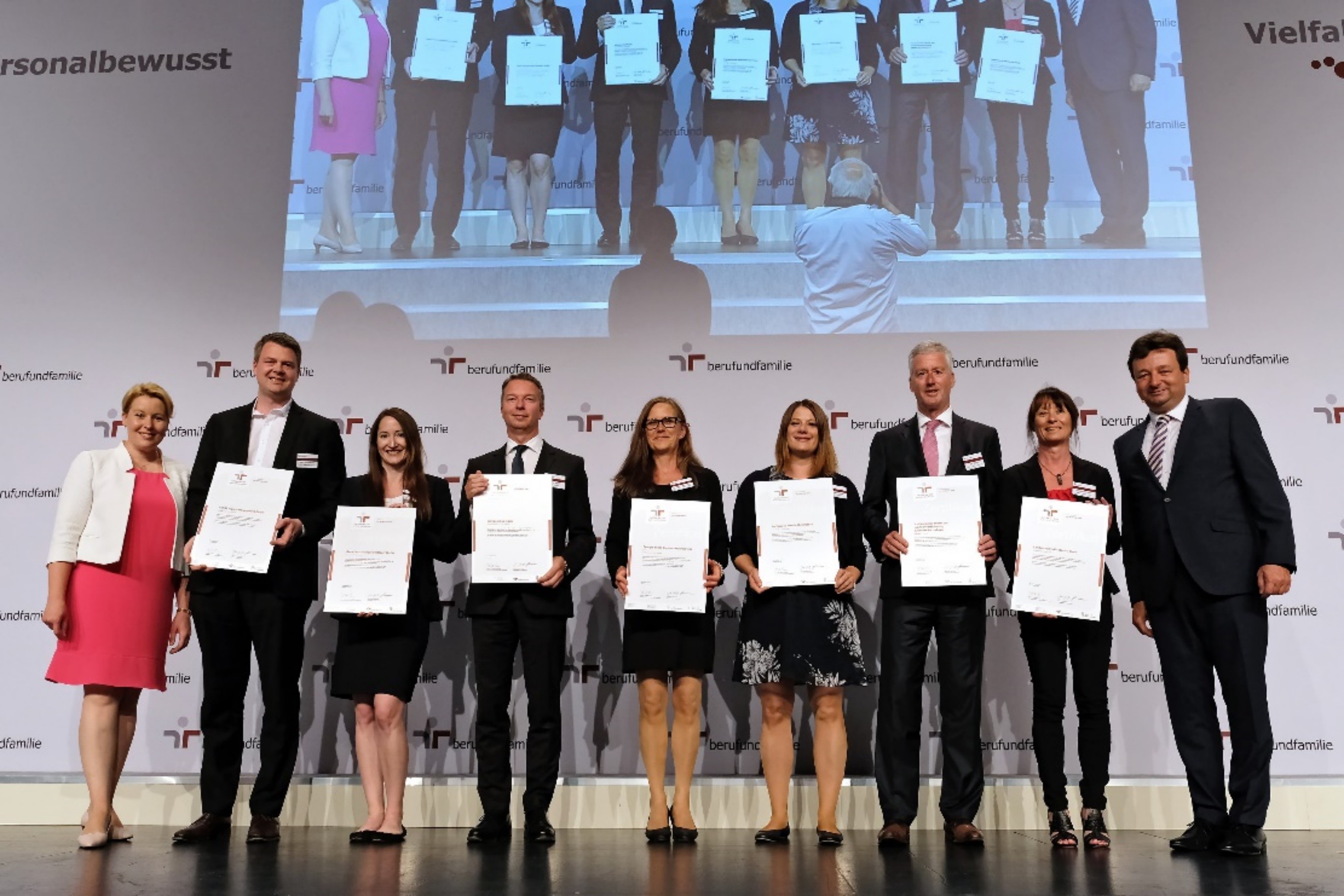 THOST receives certificate for audit berufundfamilie